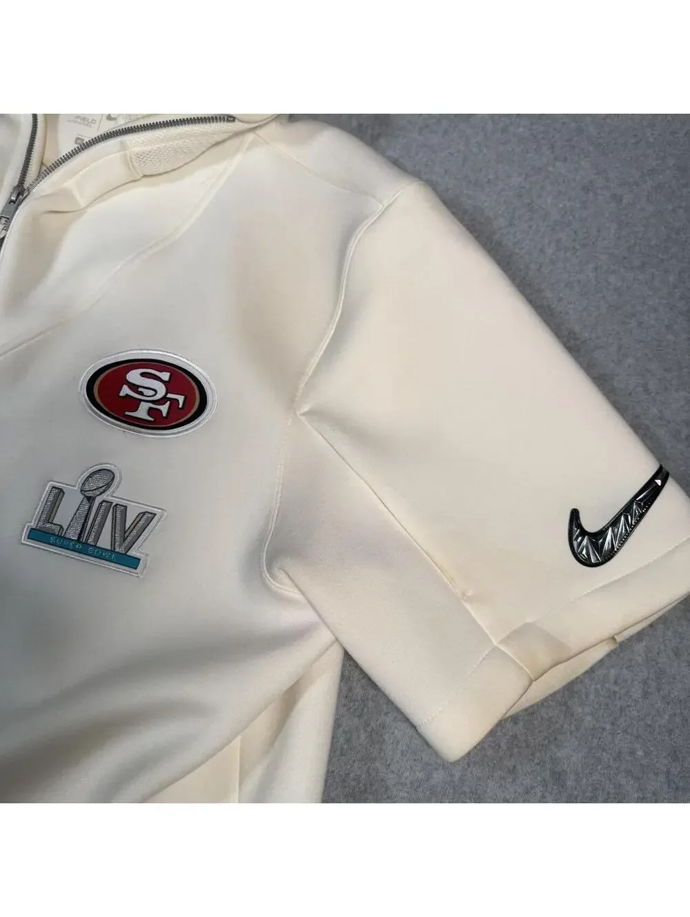 Nike xxl white